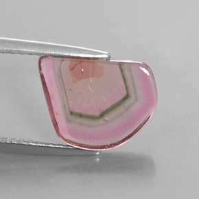 2.74カラットの天然ウォーターメロントルマリン（12.5×11.2 mm・透明）