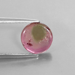 1.55カラットの天然バイカラートルマリン（8.5×8.5 mm・ファンシーシェイプ）