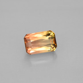 1.59カラットの天然マルチカラートルマリン（7.7×5.1 mm・エメラルドカット）