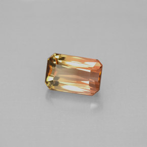 1.59カラットの天然マルチカラートルマリン（7.7×5.1 mm・エメラルドカット）