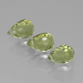 カラットの天然イエローグリーントルマリン（4.8×3.2 mm・ブリオレット）