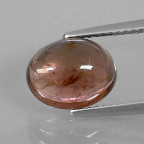 3.30カラットの天然オレンジブラウントルマリン（10.3×8.2 mm・透明）