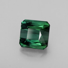 1.84カラットの天然グリーントルマリン（6.8×6.7 mm・エメラルドカット）