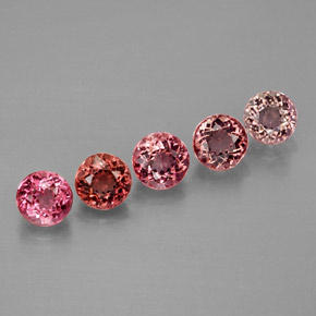 カラットの天然マルチカラートルマリン（4.40 mm・ラウンドカット）