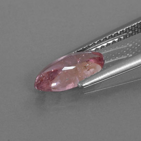 1.21カラットの天然ピンクローズトルマリン（10.3×4.8 mm・透明）