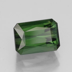 1.87カラットの天然グリーントルマリン（7.8×5.6 mm・エメラルドカット）
