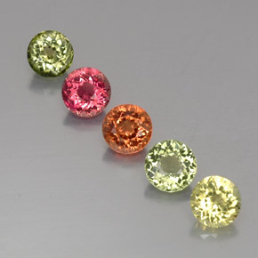 カラットの天然マルチカラートルマリン（5.29 mm・ラウンドカット）