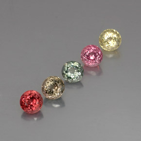 カラットの天然マルチカラートルマリン（5.28 mm・ラウンドカット）