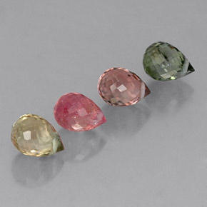 カラットの天然マルチカラートルマリン（5.6×4.2 mm・ブリオレット）