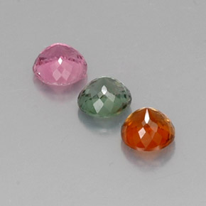 カラットの天然マルチカラートルマリン（4.62 mm・ラウンドカット）