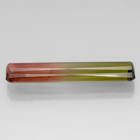 13.96カラットの天然バイカラートルマリン（36.2×7 mm・エメラルドカット）