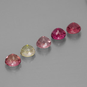 カラットの天然マルチカラートルマリン（4.33 mm・ラウンドカット）