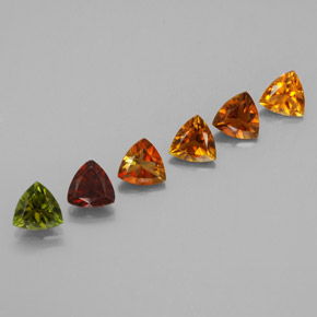 カラットの天然マルチカラートルマリン（4.1×4.1 mm・トリリアント）