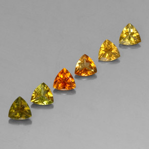 カラットの天然マルチカラートルマリン（4.2×4.1 mm・トリリアント）