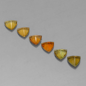 カラットの天然マルチカラートルマリン（4.2×4.1 mm・トリリアント）