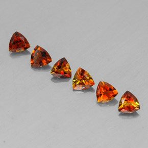 カラットの天然マルチカラートルマリン（4.1×4 mm・トリリアント）