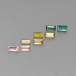 カラットの天然マルチカラートルマリン（4.1×2.1 mm・バゲット）