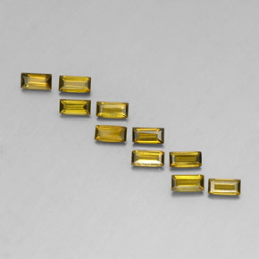 カラットの天然黄色がかった緑トルマリン（4.1×2.1 mm・バゲット）