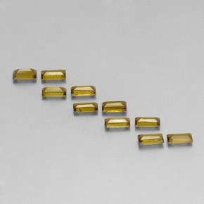 カラットの天然黄色がかった緑トルマリン（4.1×2.1 mm・バゲット）