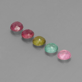 カラットの天然マルチカラートルマリン（4.46 mm・ラウンドカット）