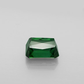 2.64カラットの天然ダークグリーントルマリン（8.7×7 mm・エメラルドカット）