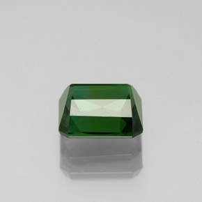 1.81カラットの天然グリーントルマリン（7.4×6.8 mm・エメラルドカット）
