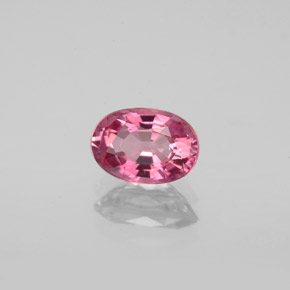 0.91カラットの天然ローズピンクトルマリン（7.4×5.1 mm・オーバルカット）