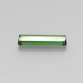 1.27カラットの天然ミディアムグリーントルマリン（13×3.6 mm・エメラルドカット）