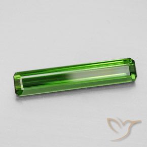 2.58カラットの天然アーシーグリーントルマリン（20.4×4 mm・エメラルドカット）