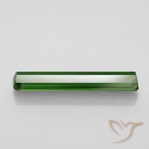 2.58カラットの天然アーシーグリーントルマリン（20.4×4 mm・エメラルドカット）
