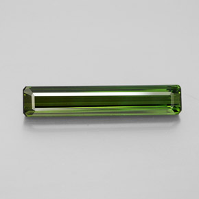3.12カラットの天然フォレストグリーントルマリン（21.3×4 mm・エメラルドカット）