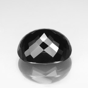 36.01カラットの天然黒トルマリン（22.1×16.8 mm・オーバルカット）