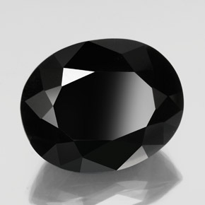 49.27カラットの天然黒トルマリン（25×20.1 mm・オーバルカット）