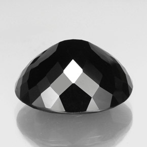 49.27カラットの天然黒トルマリン（25×20.1 mm・オーバルカット）