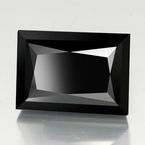 39.02カラットの天然黒トルマリン（20.8×14.9 mm・バゲット）