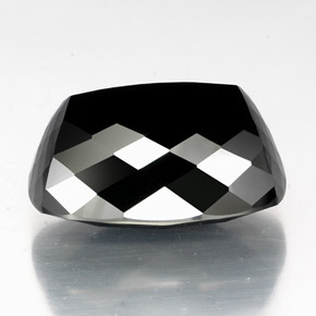 40.56カラットの天然ショールトルマリン、クッションカット、オペーク