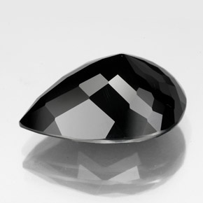 11.73カラットの天然黒トルマリン（17.9×13.2 mm・洋梨の形）