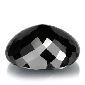 24.48カラットの天然黒トルマリン（20.2×16.2 mm・オーバルカット）