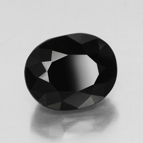 11.51カラットの天然黒トルマリン（14.3×11.6 mm・オーバルカット）