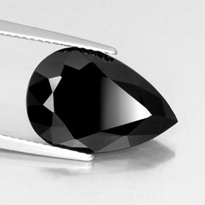 6.19カラットの天然黒トルマリン（16.6×11.2 mm・洋梨の形）