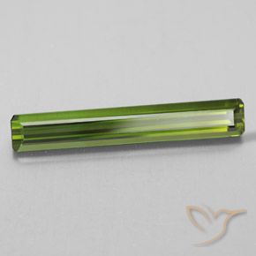 2.28カラットの天然Medium Light Greenトルマリン、八角形 / エメラルドカット、VVS