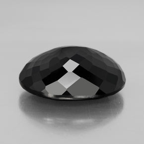 12.00カラットの天然黒トルマリン（16.4×13.2 mm・オーバルカット）