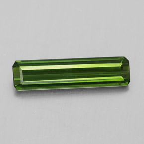 1.27カラットの天然グリーントルマリン（14.4×3.7 mm・エメラルドカット）