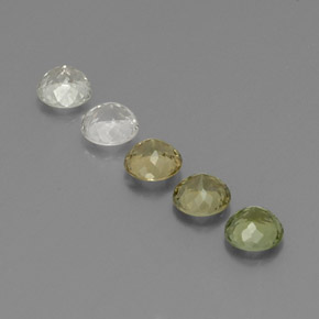 カラットの天然マルチカラートルマリン（4.55 mm・ラウンドカット）