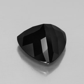4.49カラットの天然黒トルマリン（11×10.7 mm・トリリアント）