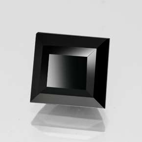 3.31カラットの天然黒トルマリン（8.4×7.9 mm・四角）