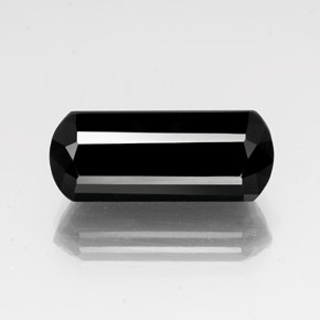 13.07カラットの天然黒トルマリン（21×8.6 mm・ファンシーシェイプ）