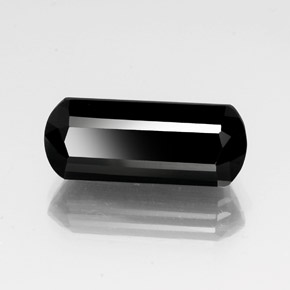 13.07カラットの天然黒トルマリン（21×8.6 mm・ファンシーシェイプ）