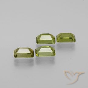 Shop natural 2.36ct ミディアムダークグリーン トルマリン gems, 八角形 / エメラルドカット, from モザンビーグ at GemSelect. In stock, global shipping!
