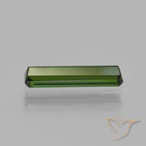0.91カラットの天然フォレストグリーントルマリン、八角形 / エメラルドカット、VVS